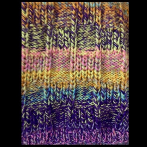 HAND KNITTED MULTI-COLOR ASYMMETRICAL SWEATER - Picture 6 of 8